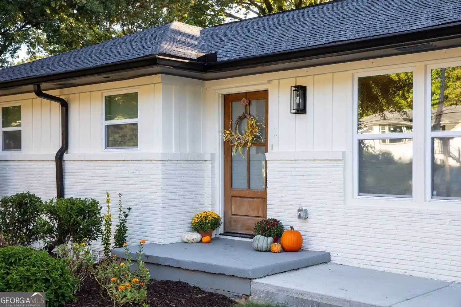 Photo 1 of Single family home for sale at 2088 Glendale Dr, Decatur, GA 30032 | MLS# 10868225 | Listing updated on 2026-10-22