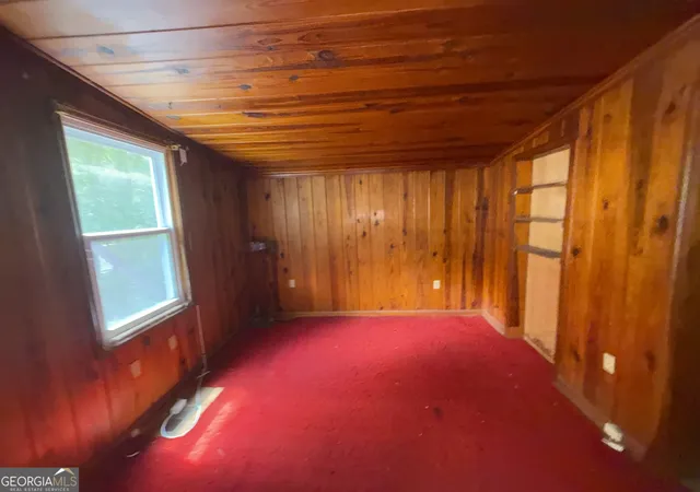 Photo 4 of Sale Pending at 1841 Lomita Rd SE, Atlanta, GA 30316 | MLS# 10826155 | Listing updated on 2026-10-28
