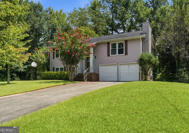 Photo 1 of Single family home for sale at 252 Shiloh Hills Dr Nw, Kennesaw, GA 30144 | MLS# 10823168 | Listing updated on 2026-08-31