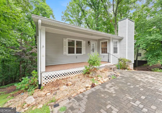 Photo 3 of Single family home for sale at 195 Golden Ave, Dahlonega, GA 30533 | MLS# 10801628 | Listing updated on 2026-09-13