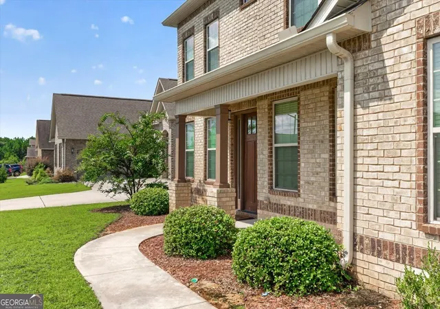 Photo 4 of Single family home for sale at 109 Charlotte Dr, Bonaire, GA 31005 | MLS# 10825084 | Listing updated on 2026-10-13