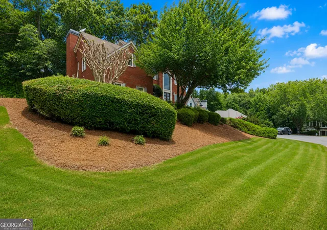 Photo 4 of Single family home for sale at 600 Sweet Strm Tr, Johns Creek, GA 30097 | MLS# 10803138 | Listing updated on 2026-09-17
