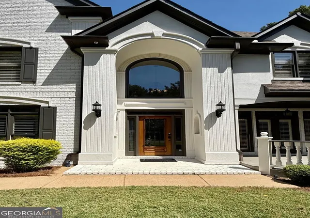 Photo 3 of Single family home for sale at 4296 Bristlecone Dr Nw, Marietta, GA 30064 | MLS# 10829282 | Listing updated on 2026-09-03