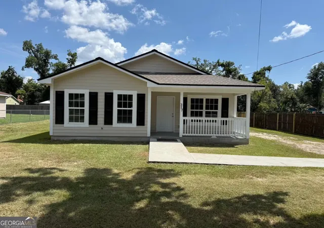 1st image of 317 Webster St, Valdosta, GA 31601 | MLS# 10811805