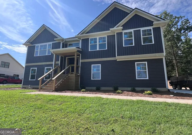 1st image of 330 W Lakeview Dr, Milledgeville, GA 31061 | MLS# 10794871