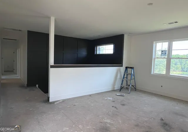 4th image of 330 W Lakeview Dr, Milledgeville, GA 31061 | MLS# 10794871