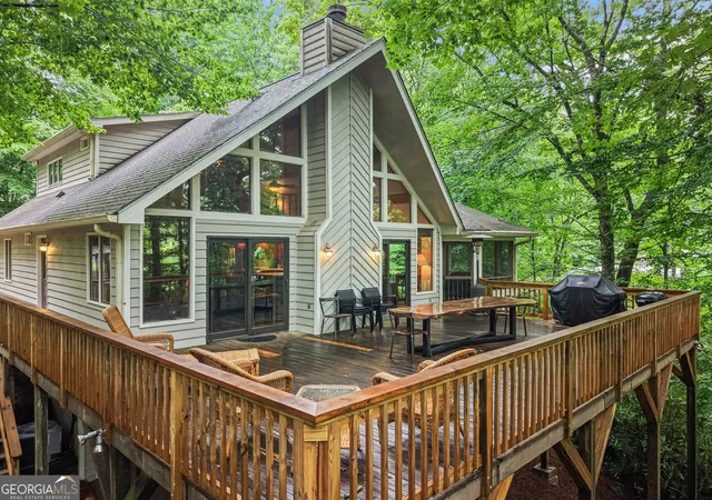 Photo 2 of Single family home for sale at 83 Hilltop Cir, Clarkesville, GA 30523 | MLS# 10834008 | Listing updated on 2026-09-10