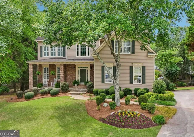Photo 2 of Sale Pending at 610 Fawn Run, Alpharetta, GA 30005 | MLS# 10793676 | Listing updated on 2026-09-15