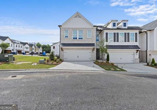 1st image of 1237 Willowcrest Wy, Cumming, GA 30041 | MLS# 10801806