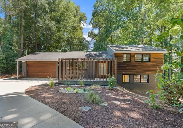 Photo 1 of Single family home for sale at 4351 Peachtree Dunwoody Rd Ne, Atlanta, GA 30342 | MLS# 10833628 | Listing updated on 2026-09-09