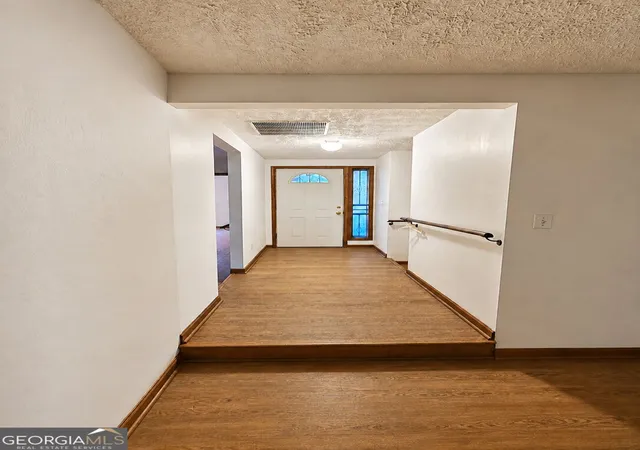 Photo 4 of Sale Pending at 2031 Battlement Ln, Riverdale, GA 30296 | MLS# 10821995 | Listing updated on 2026-08-29