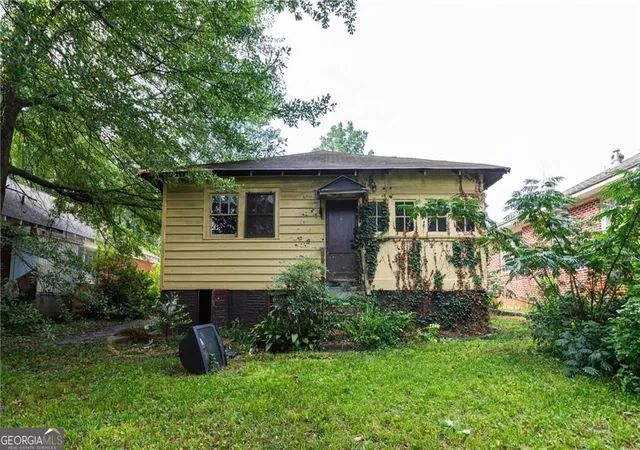 Photo 16 of Single family home for sale at 969 Byron Dr Sw, Atlanta, GA 30310 | MLS# 10833481 | Listing updated on 2026-09-14