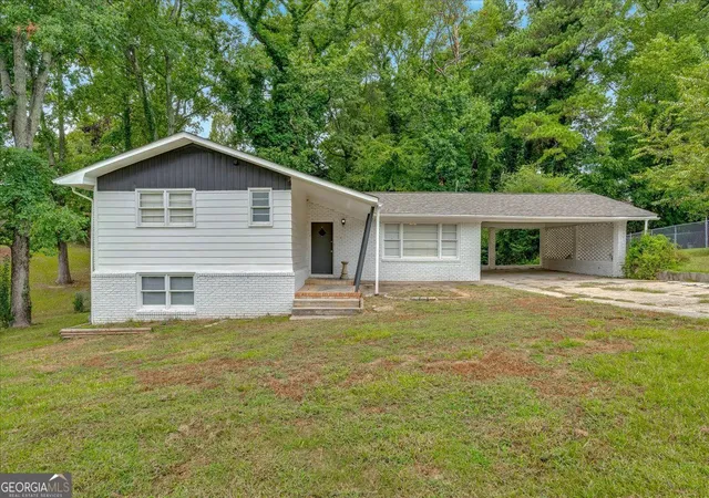 Photo 1 of Single family home for sale at 1520 Oxford St, Douglasville, GA 30134 | MLS# 10728297 | Listing updated on 2026-10-05