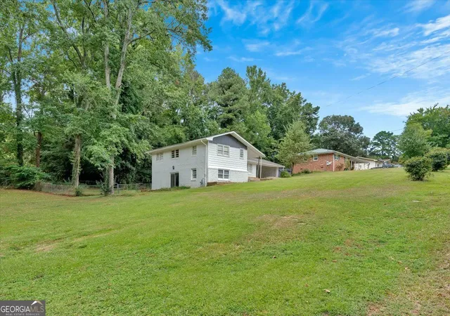 Photo 3 of Single family home for sale at 1520 Oxford St, Douglasville, GA 30134 | MLS# 10728297 | Listing updated on 2026-10-05