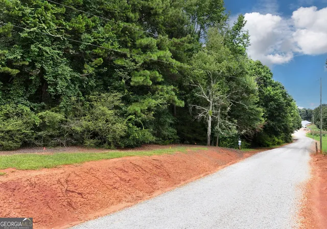 Photo 4 of Land for sale at Tract 1 Mountain Creek Church, Pendergrass, GA 30567 | MLS# 10824289 | Listing updated on 2026-08-26