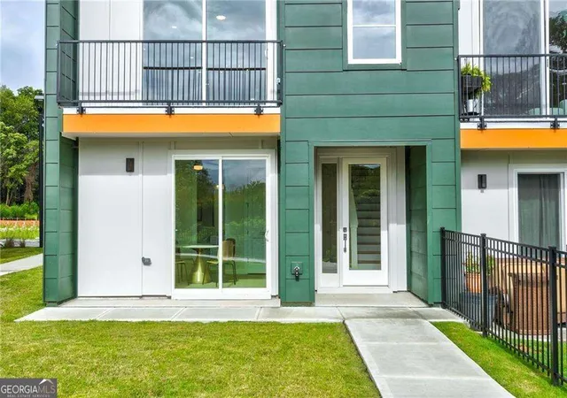 Photo 2 of Townhouse for sale at 2029 Memorial Dr #36, Atlanta, GA 30317 | MLS# 10707802 | Listing updated on 2026-06-07