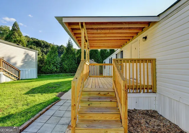 Photo 3 of Manufactured home for sale at 3000 Clarks Brg Lot 2 Rd, Gainesville, GA 30501 | MLS# 10816607 | Listing updated on 2026-09-14