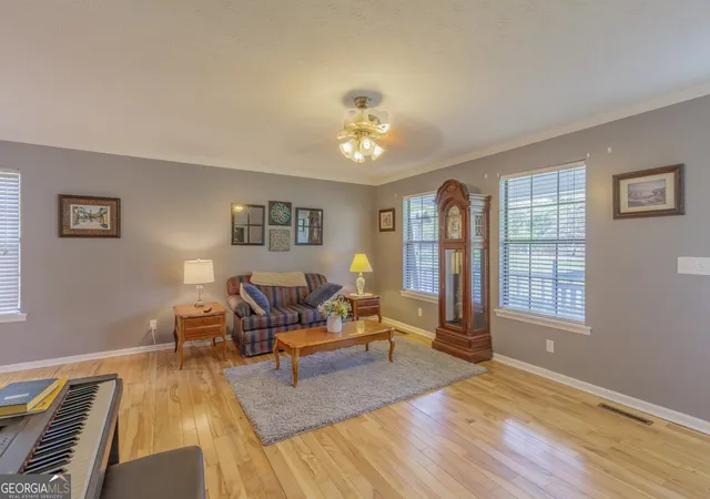 2nd image of 171 Lynn Trl, Lafayette, GA 30728 | MLS# 10728558