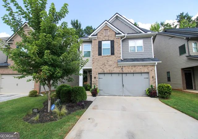 2nd image of 11946 Lovejoy Crossing Wy, Hampton, GA 30228 | MLS# 10824397
