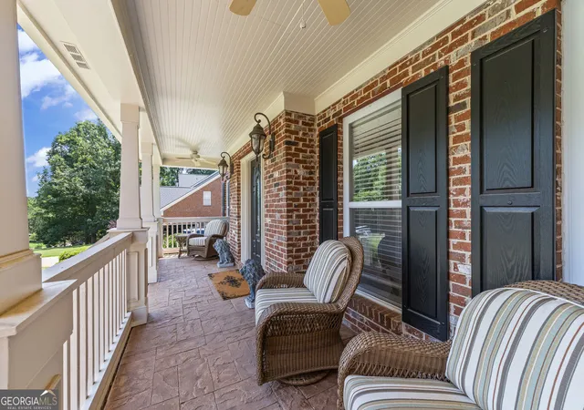 Photo 3 of Single family home for sale at 5548 Ridgemoor Dr, Braselton, GA 30517 | MLS# 10833249 | Listing updated on 2026-10-09