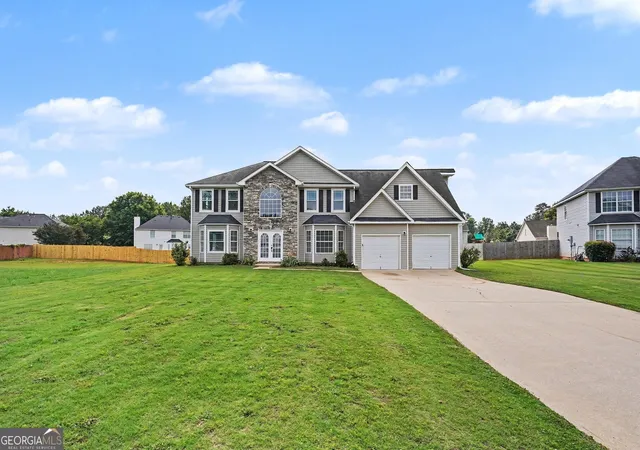 2nd image of 2909 Crabapple Cir Se, Conyers, GA 30013 | MLS# 10788603