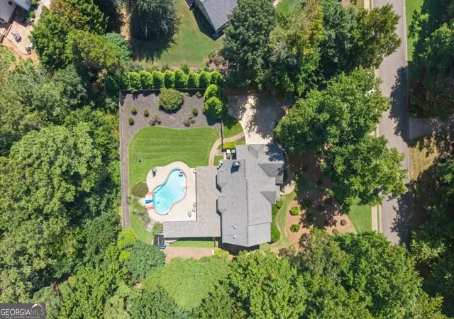 Photo 3 of Single family home for sale at 5020 Hamptons Club Dr, Alpharetta, GA 30004 | MLS# 10830463 | Listing updated on 2026-09-04