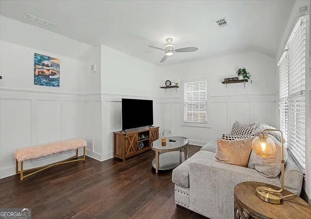 Photo 2 of Single family home for sale at 2280 Nelms Dr Sw, Atlanta, GA 30315 | MLS# 10806827 | Listing updated on 2026-08-29