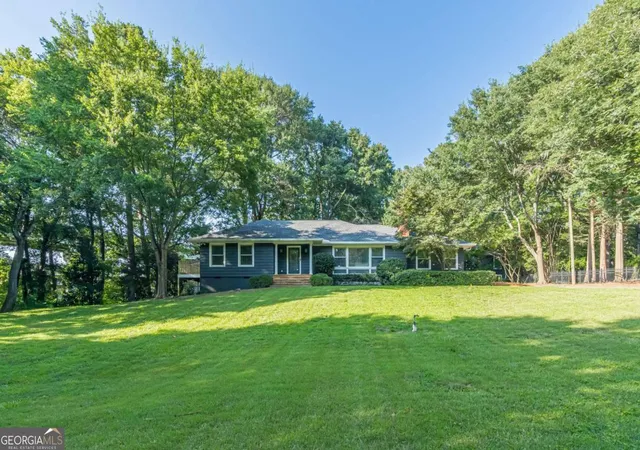 Photo 1 of Single family home for sale at 1040 Lindridge Dr Ne, Atlanta, GA 30324 | MLS# 10817060 | Listing updated on 2026-08-14