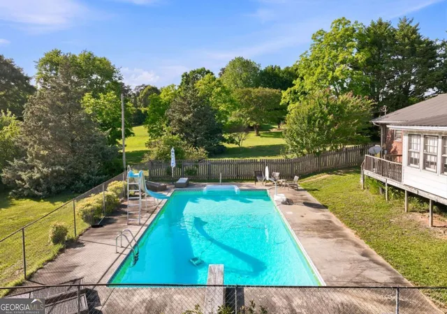 Photo 2 of Single family home for sale at 4711 Mount Vernon Rd, Gainesville, GA 30506 | MLS# 10776883 | Listing updated on 2026-06-16