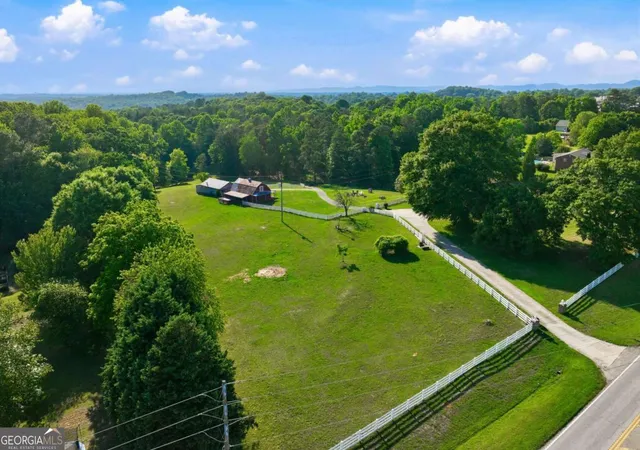 Photo 3 of Single family home for sale at 4711 Mount Vernon Rd, Gainesville, GA 30506 | MLS# 10776883 | Listing updated on 2026-06-16