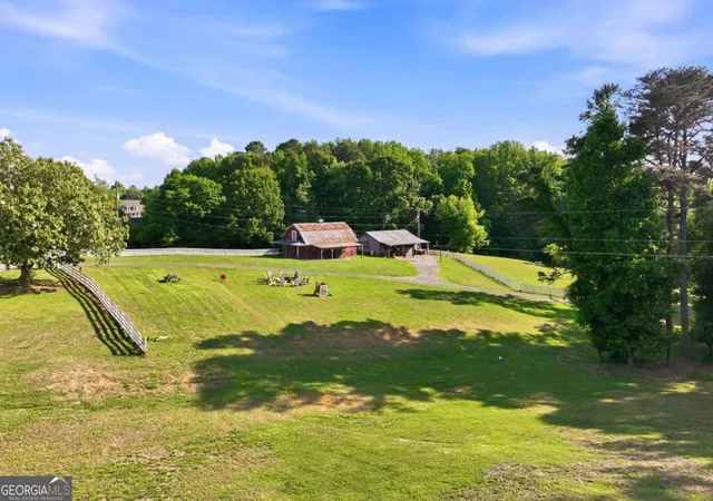 Photo 4 of Single family home for sale at 4711 Mount Vernon Rd, Gainesville, GA 30506 | MLS# 10776883 | Listing updated on 2026-06-16