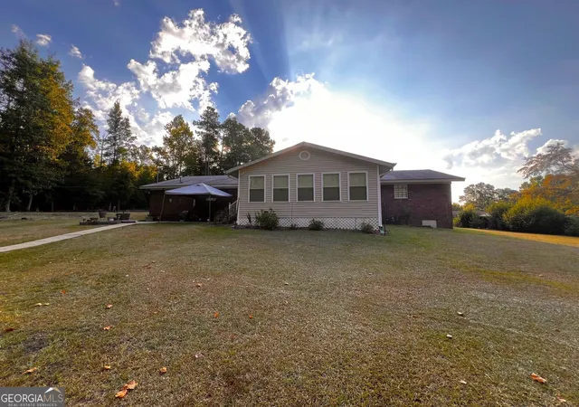 Photo 2 of Single family home for sale at 108 Skyline Dr, Barnesville, GA 30204 | MLS# 10826447 | Listing updated on 2026-08-31