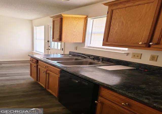 Photo 3 of Single family home for sale at 309 Brookside Dr, Mcdonough, GA 30253 | MLS# 10772057 | Listing updated on 2026-10-17