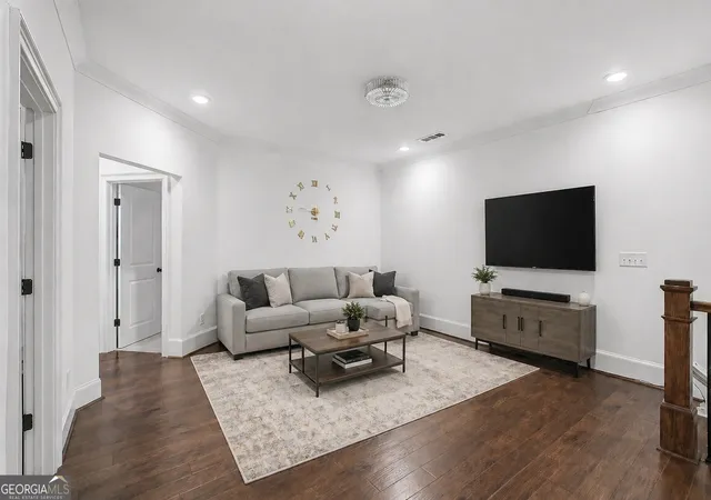 Photo 4 of Townhouse for sale at 605 Stone Fld Run NW, Marietta, GA 30060 | MLS# 10742357 | Listing updated on 2026-08-03