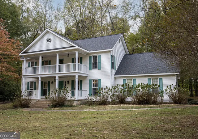 Photo 2 of Single family home for sale at 35 Palmer Pl, Sharpsburg, GA 30277 | MLS# 10725969 | Listing updated on 2026-07-22