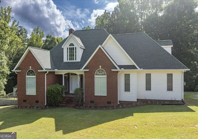 1st image of 1628 Valley View Dr, Elberton, GA 30635 | MLS# 10824830