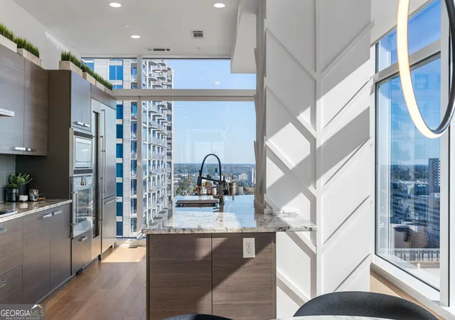 4th image of 45 Ivan Allen Jr Blvd, Atlanta, GA 30308