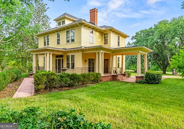 Photo 3 of Single family home for sale at 3021 Teamon Rd, Griffin, GA 30223 | MLS# 10762021 | Listing updated on 2026-07-25