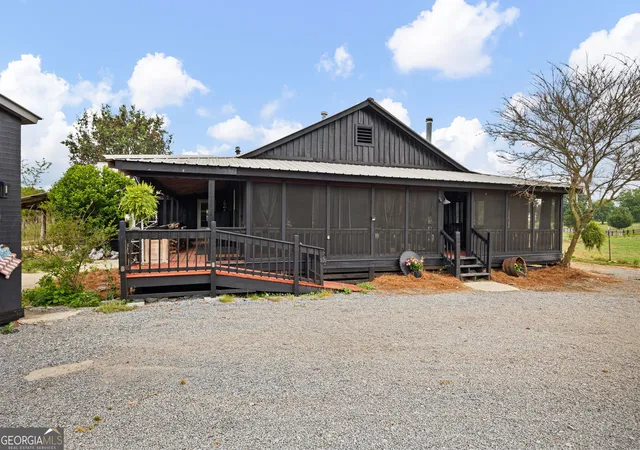3rd image of 215 Erwin Rd, Adairsville, GA 30103 | MLS# 10770785