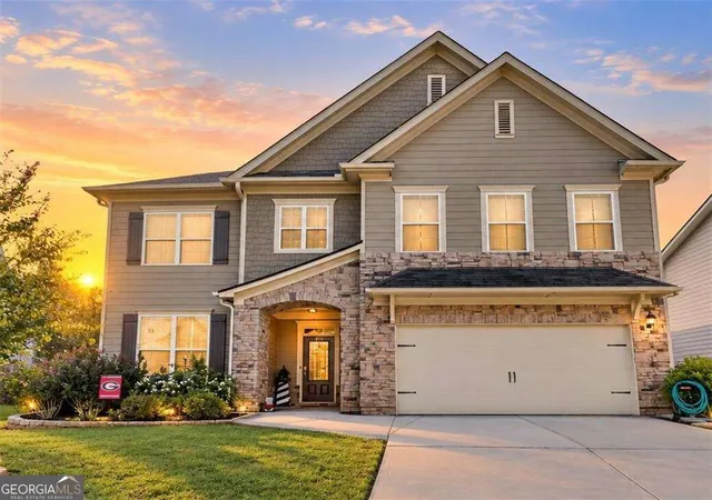 Photo 1 of Single family home for sale at 205 Orchard Trl, Canton, GA 30115 | MLS# 10876786 | Listing updated on 2026-10-29