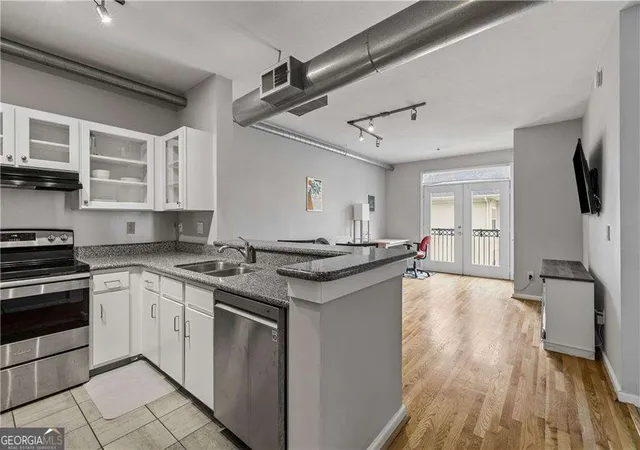 1st image of 800 Peachtree St Ne #1517, Atlanta, GA 30308 | MLS# 10742472
