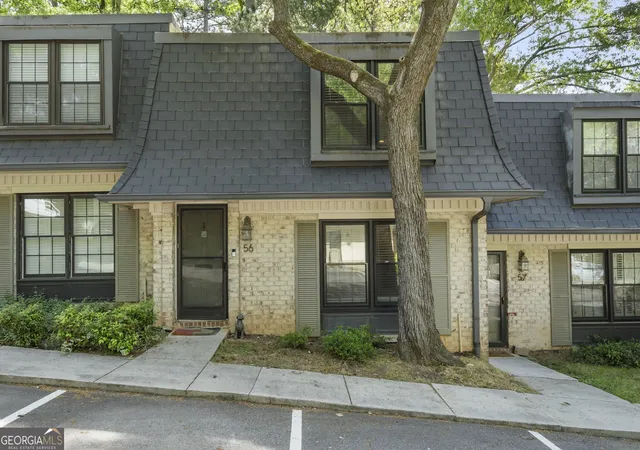 Homes for sale in Atlanta, GA | 56 Cantey Pl Nw, Atlanta, GA 30327 | MLS# 10793244