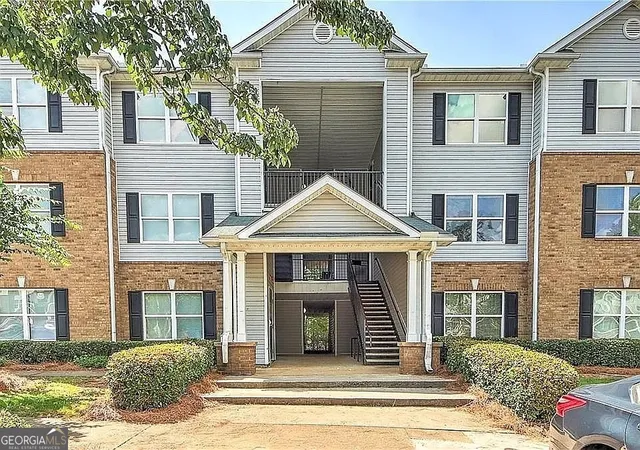 1st image of 6202 Fairington Ridge Cir, Lithonia, GA 30038 | MLS# 10804119