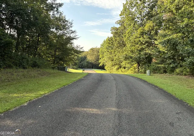 Photo 3 of Land for sale at 0 Town Crk Rd, Talking Rock, GA 30175 | MLS# 10828353 | Listing updated on 2026-09-01