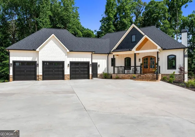1st image of 183 Lake Pointe Rd, Hartwell, GA 30643 | MLS# 10777562