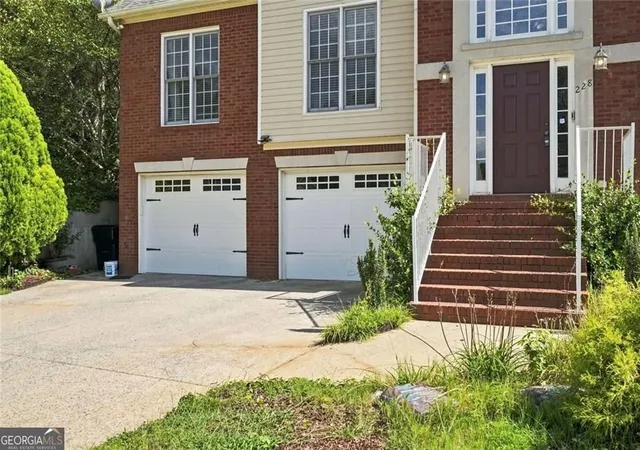 Photo 3 of Single family home for sale at 228 Meryton Cir, Dallas, GA 30157 | MLS# 10826520 | Listing updated on 2026-09-17