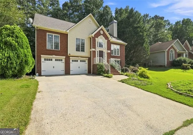 Photo 3 of Single family home for sale at 228 Meryton Cir, Dallas, GA 30157 | MLS# 10826520 | Listing updated on 2026-10-10