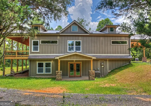 Photo 2 of Single family home for sale at 2125 Shady Grv, Murphy, NC 28906 | MLS# 10811528 | Listing updated on 2026-08-06