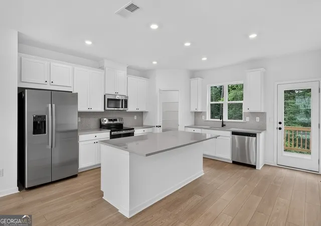 Photo 2 of Townhouse for sale at 5822 Schelton Pl Se, Mableton, GA 30126 | MLS# 10787807 | Listing updated on 2026-08-11