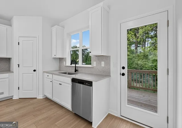 Photo 3 of Sale Pending at 5822 Schelton Pl SE, Mableton, GA 30126 | MLS# 10787807 | Listing updated on 2026-10-05